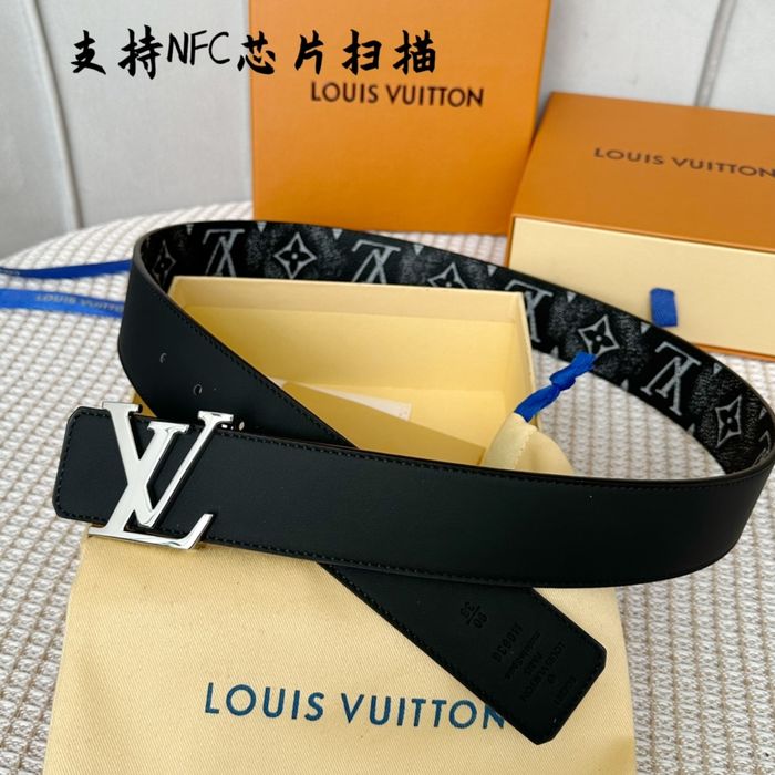 Louis Vuitton Belt 40MM LVB00074